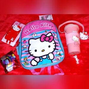 ❤SOLD❤🌸Hello Kitty Bundle